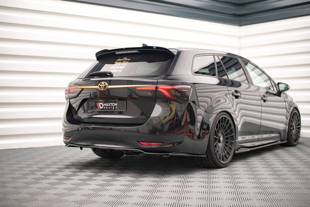 Extensión de alerón Toyota Avensis Mk3 Facelift Wagon