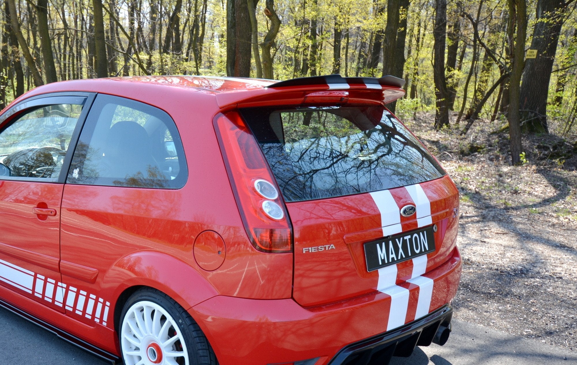 Extensión de alerón V.1 Ford Fiesta ST Mk6