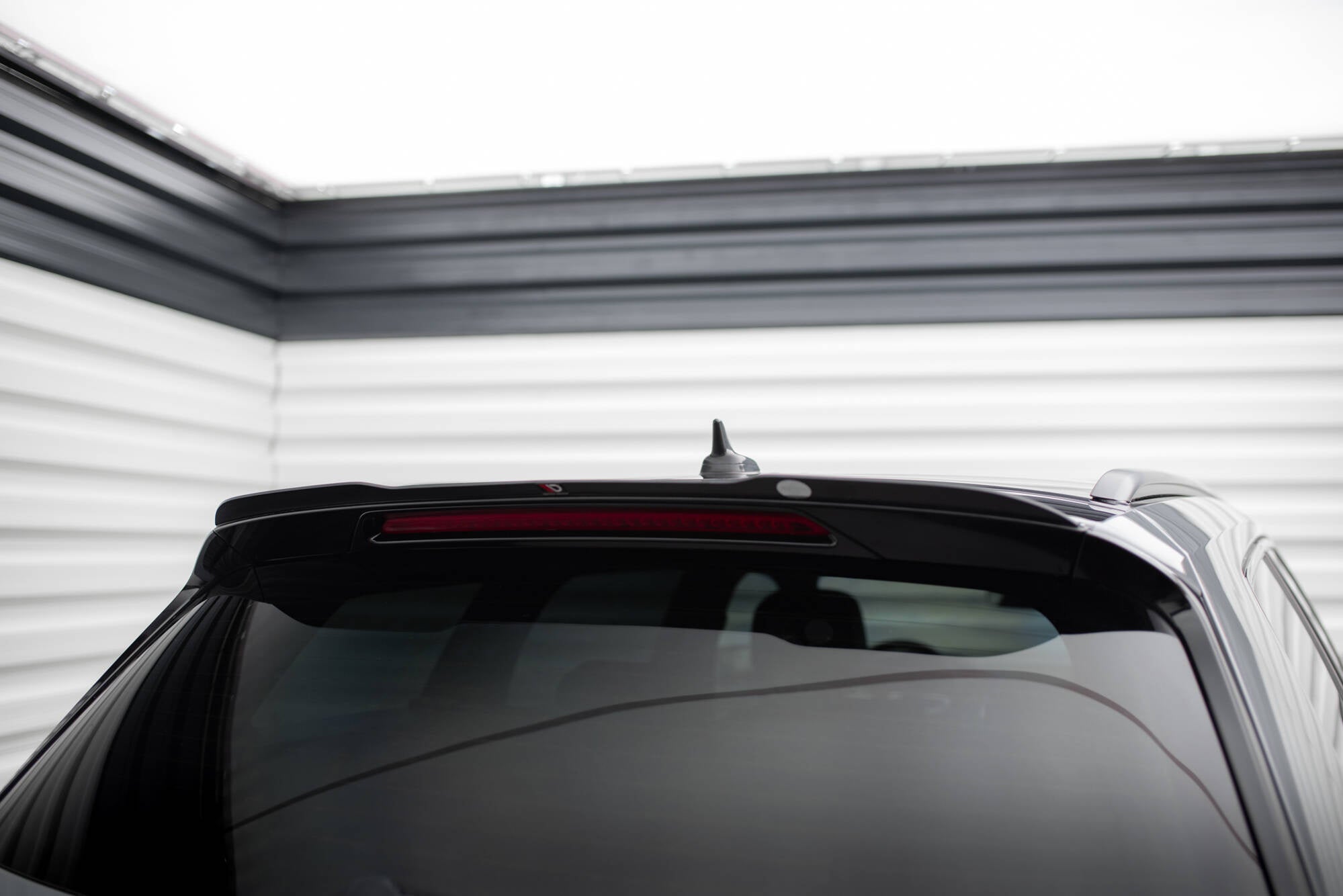 Extensión de alerón Volkswagen Passat R-Line B8