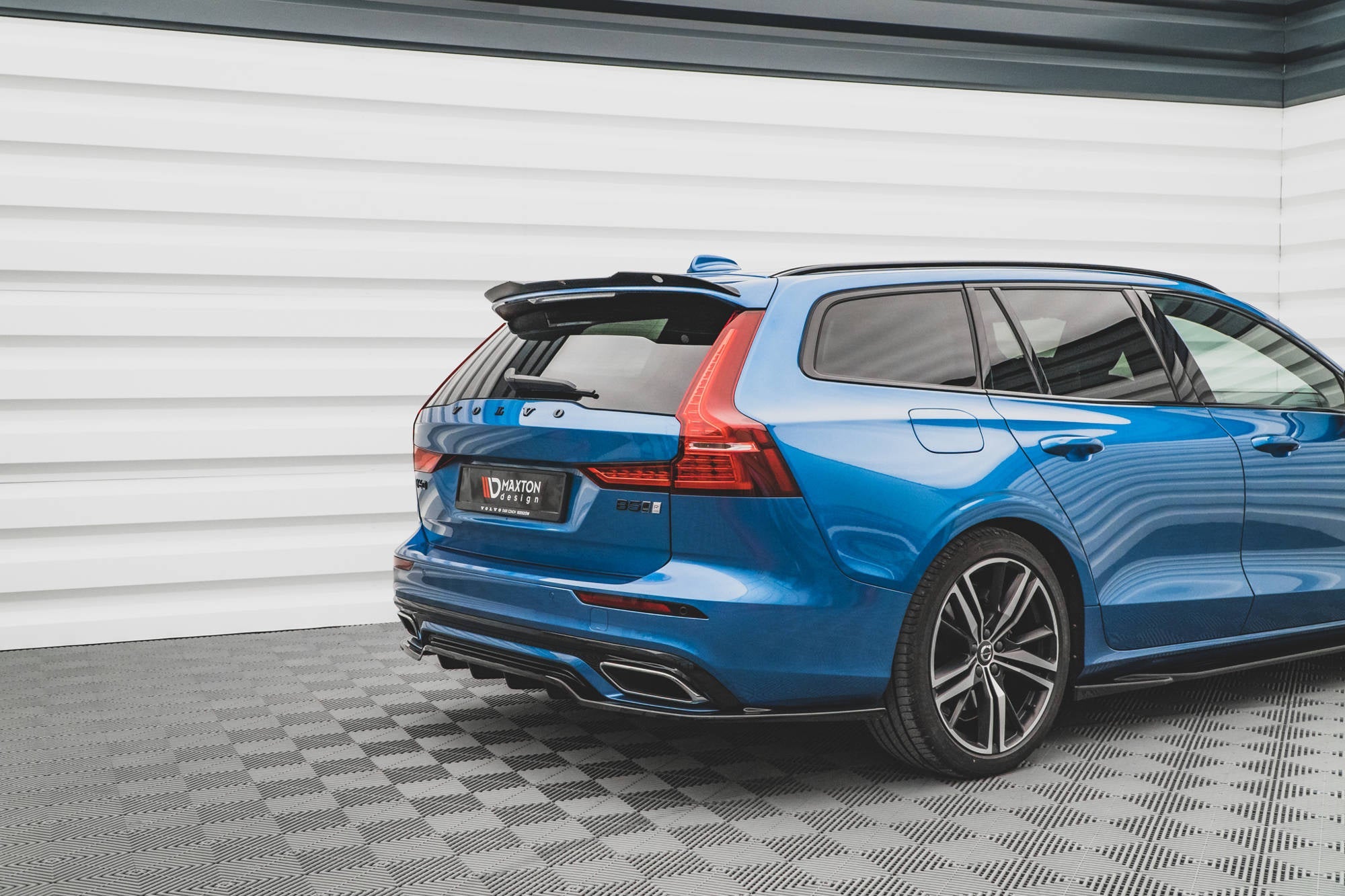 Extensión de alerón Volvo V60 R-Design Mk2
