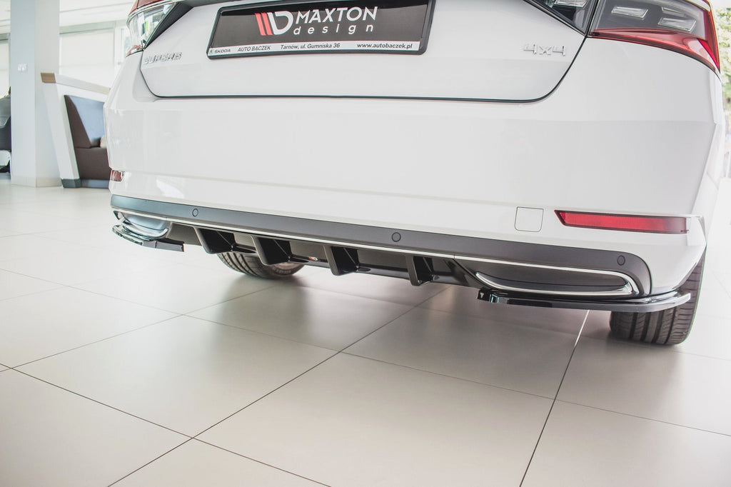Difusor Skoda Superb Liftback / Familiar Mk3 Facelift