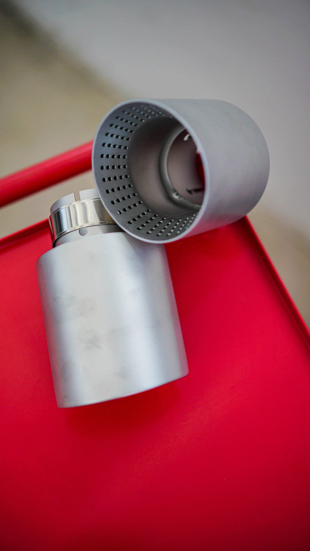 COLA DE ESCAPE 101mm SIMPLE EFECTO TITANIO MATE SEMIPERFORADA