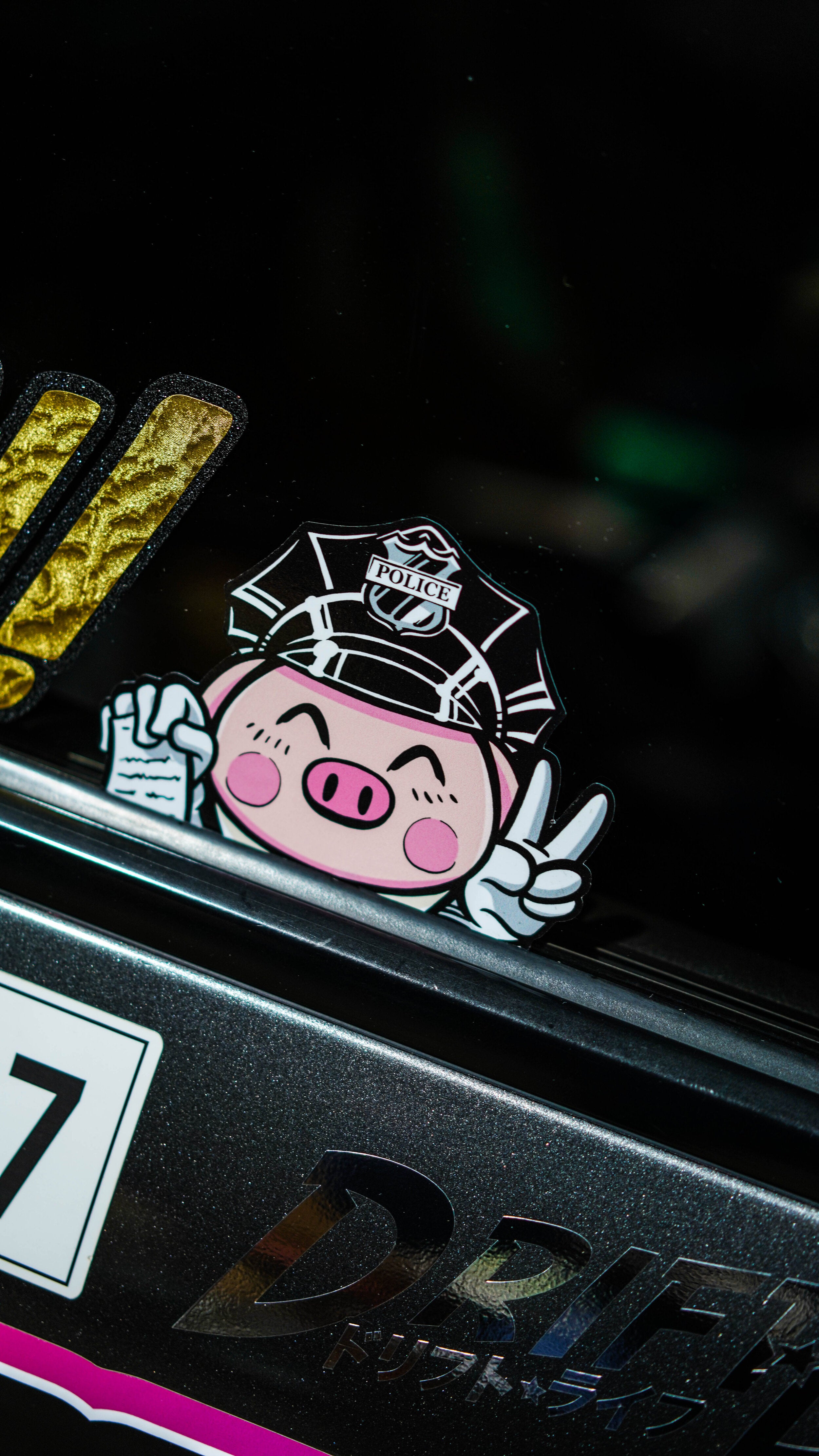 PEGATINA PEEKING WINDOW PIG - FULL GAS